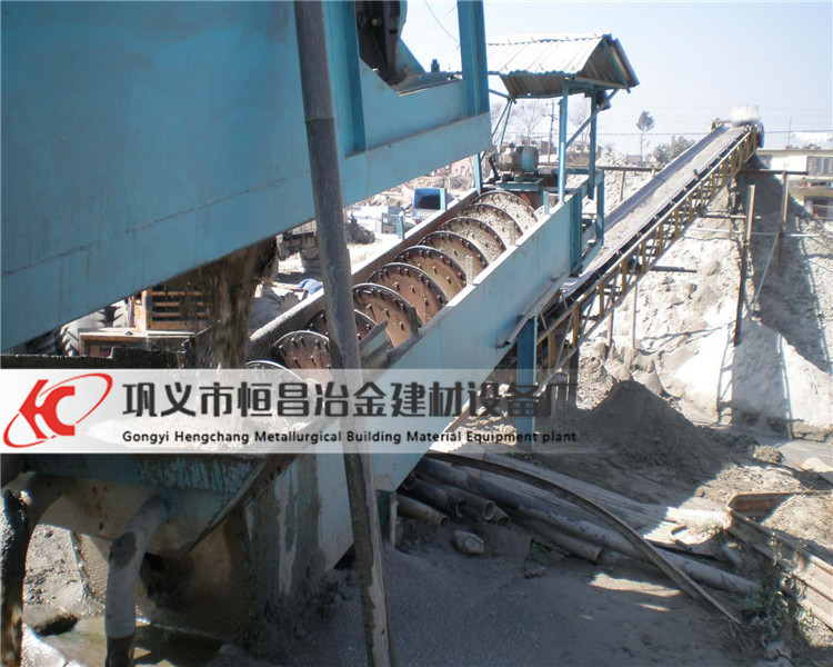 螺旋洗石機(jī)現(xiàn)場(chǎng).jpg 螺旋洗石機(jī)現(xiàn)場(chǎng).jpg